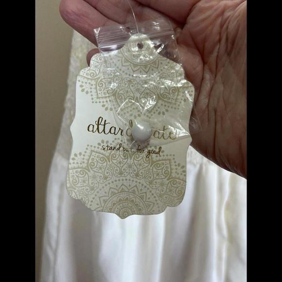 Altar'd State Boho Crochet Lace Trim Sleeveless Dress Ivory Women's Small NWT - Picture 3 of 5